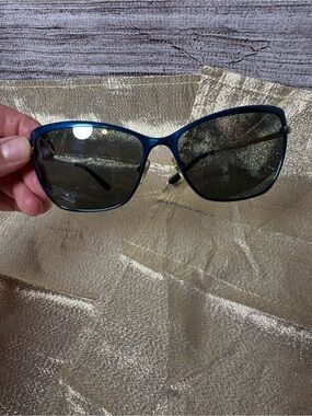 Tory Burch Women’s Blue Frame Sunglasses NO CASE